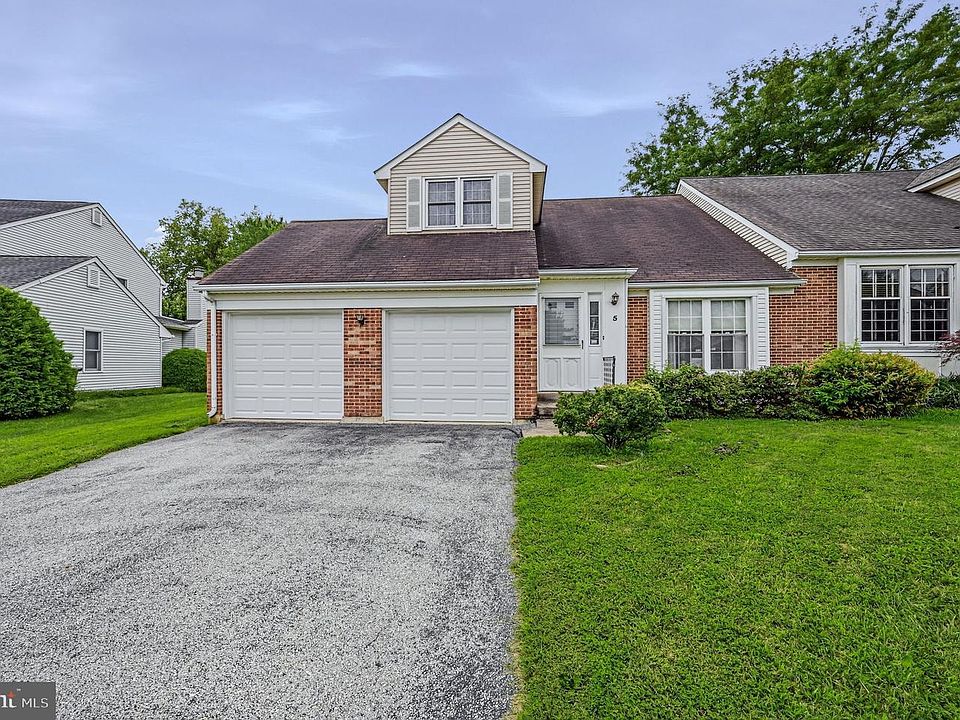 1st image of 5 Long Meadow Ct