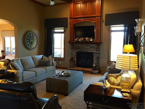 5th image of 8309 S Spice Hill Cir