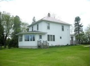 N8434 County Rd S, Algoma, WI 54201