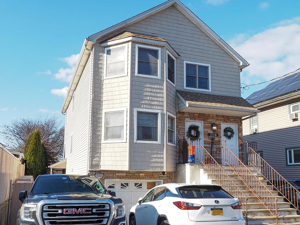 2nd image of 306 Westcott Blvd