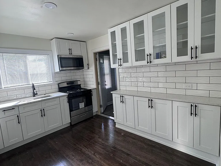33 E Walnut Ave — Photo 20