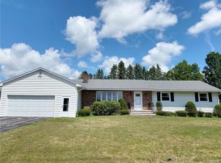 12 Harts Hill Cres, Whitesboro, NY 13492