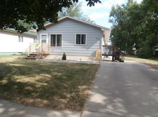 969 10th St SW, Huron, SD 57350