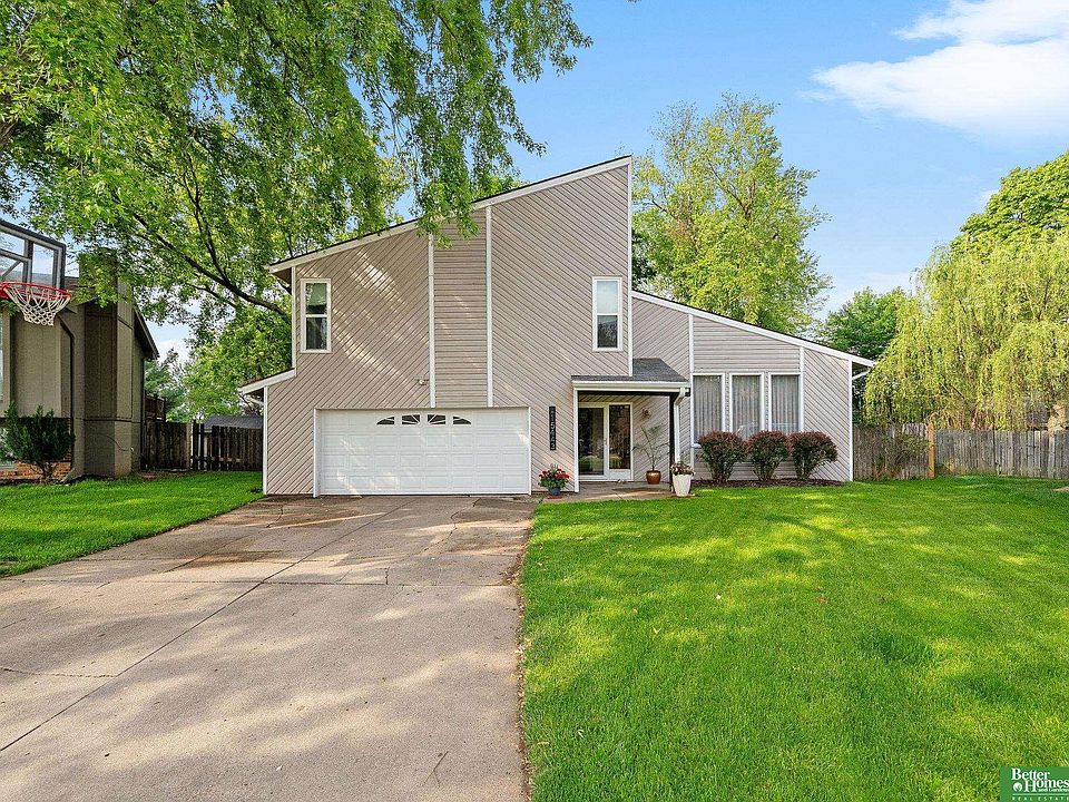 1st image of 15443 Douglas Cir