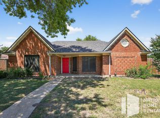 2221 Brookside Dr, Rowlett, TX 75088