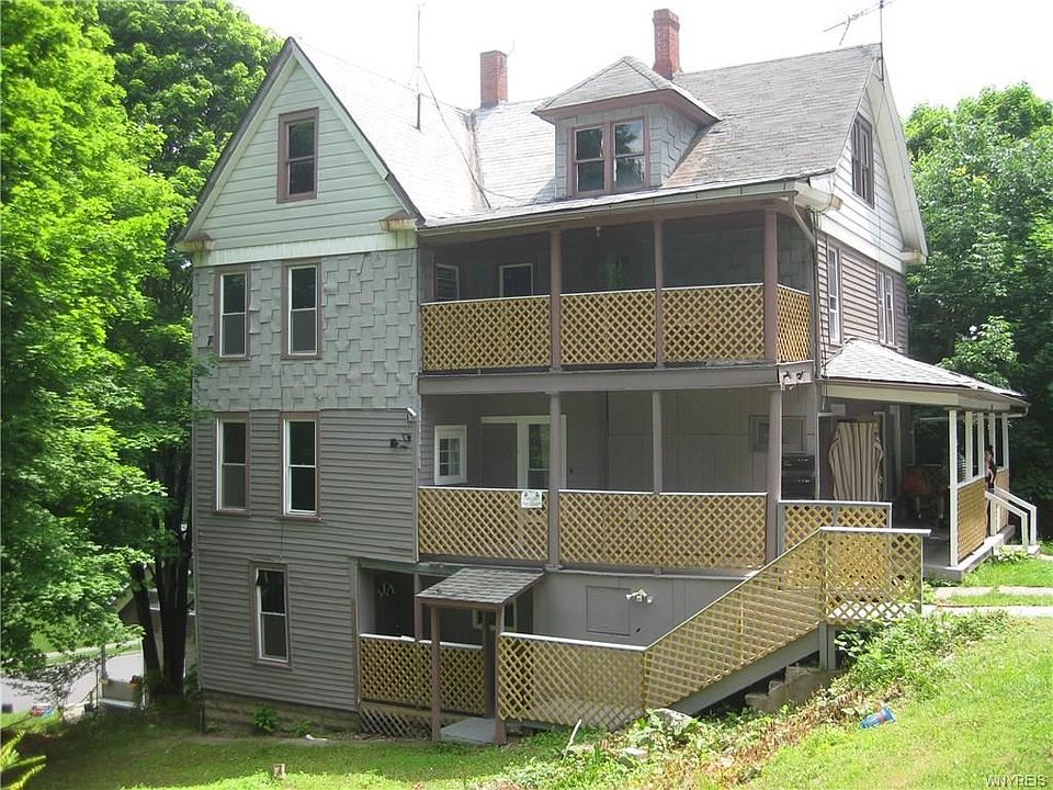 1st image of 202 McKinley Ave