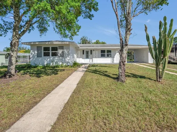 1179 Snowden Ave, Deltona, FL 32725