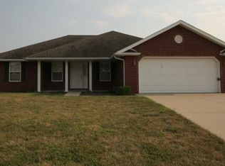 1747 White Oak Dr, Jasper, IN 47546
