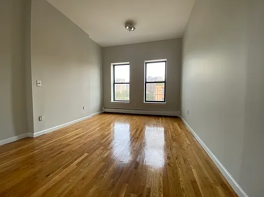 Rented by Bohemia Realty Group | media 3