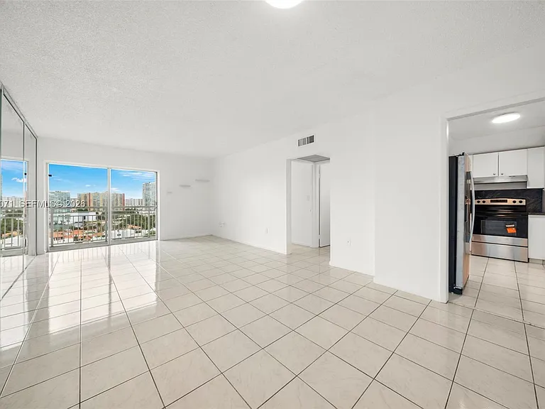 400 Kings Point Dr #1628 — Photo 15