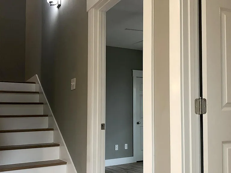 1415 Abercorn St — Photo 12