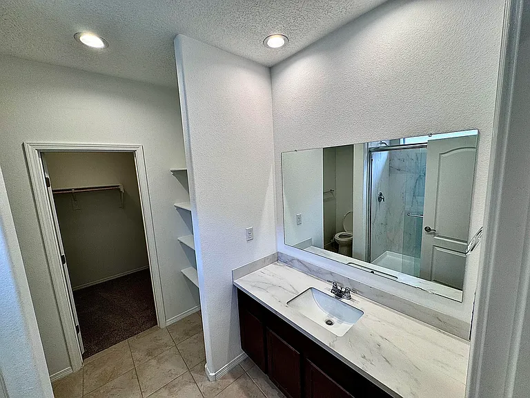 275 Prism Ave SW — Photo 9