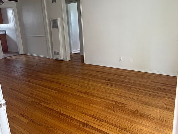 3rd image of 1230 S Sherbourne Dr #7