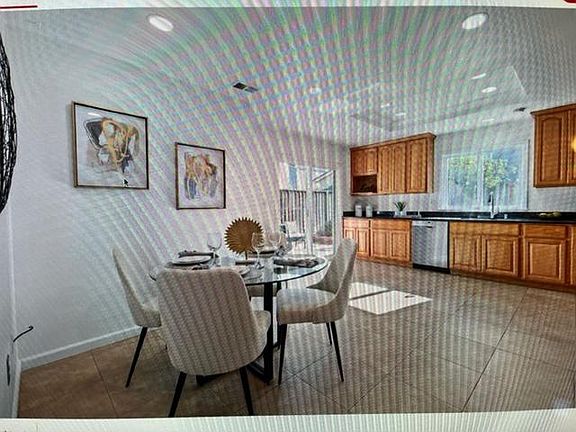 3rd image of 3144 Summercreek Dr