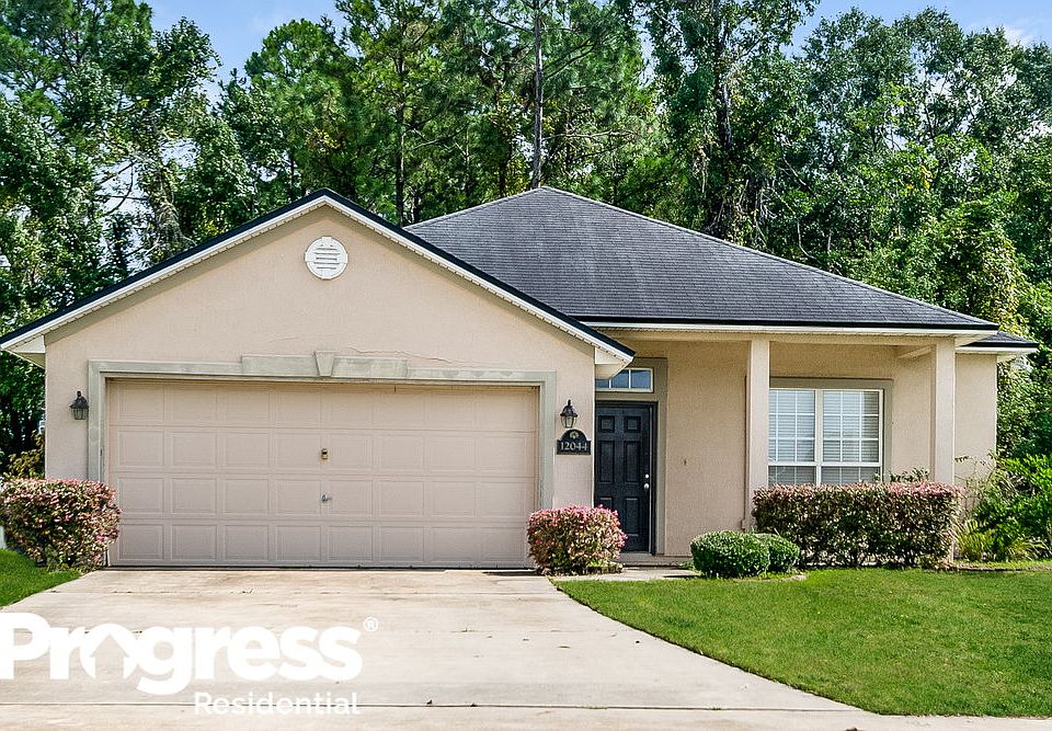 1st image of 12044 Hayden Lakes Cir