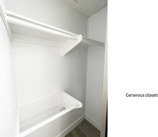 Casa Monterrey Apartments — Photo 16