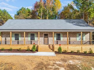 347 Shadows Lawn Dr, Athens, TN 37303