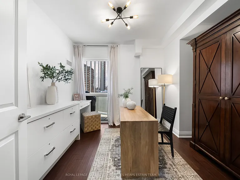 1430 Yonge St #509 — Photo 33