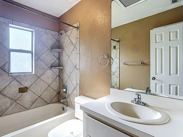 2108 Jonathan Ln — Photo 26
