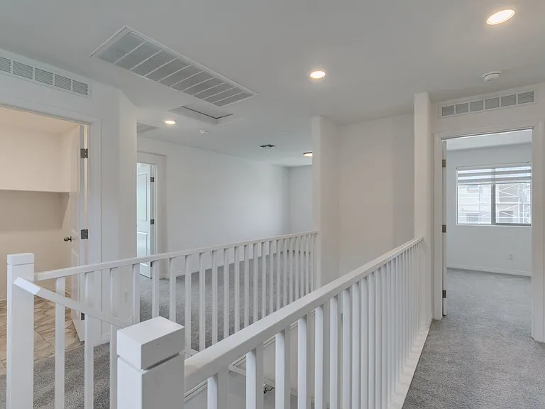 10303 Dallington St — Photo 33