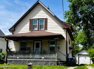 306 13th St SW, Cedar Rapids, IA 52404