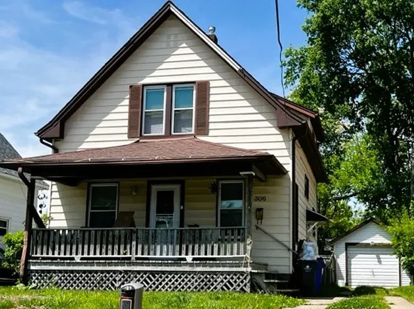 306 13th St SW, Cedar Rapids, IA 52404
