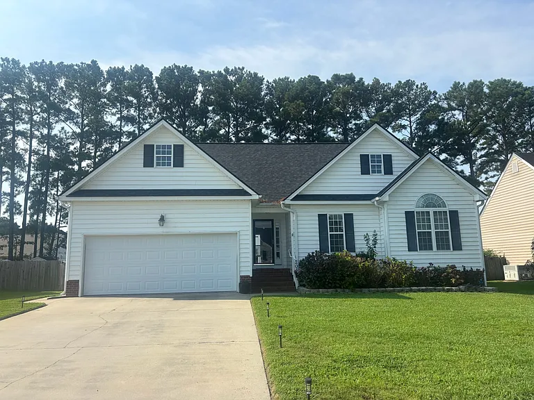 2037 Cherrytree Ln — Photo 2