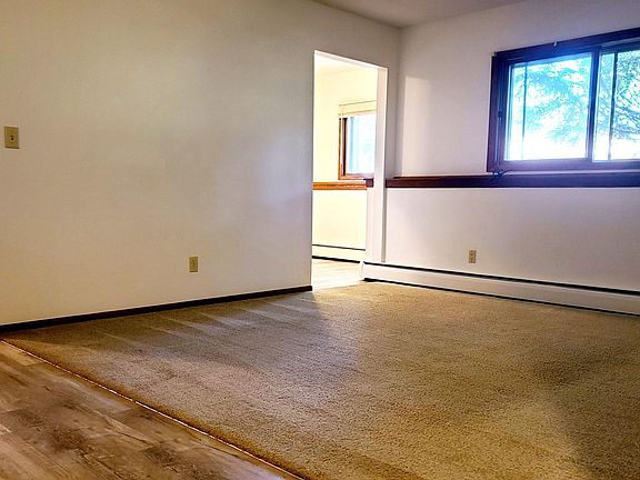 5th image of 350 75th Ave NE #7