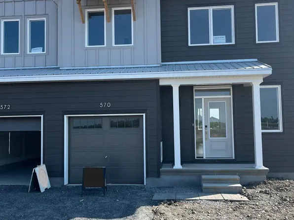 570 Oldenburg Ave, Ottawa, ON K0A 2Z0