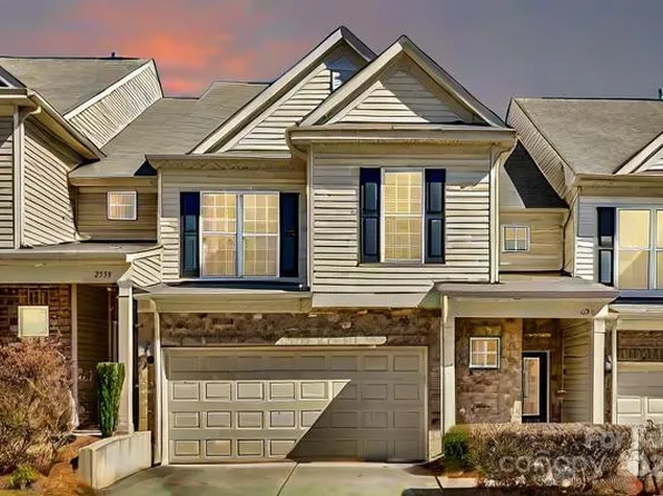 2563 Royal York Ave, Charlotte, NC 28210