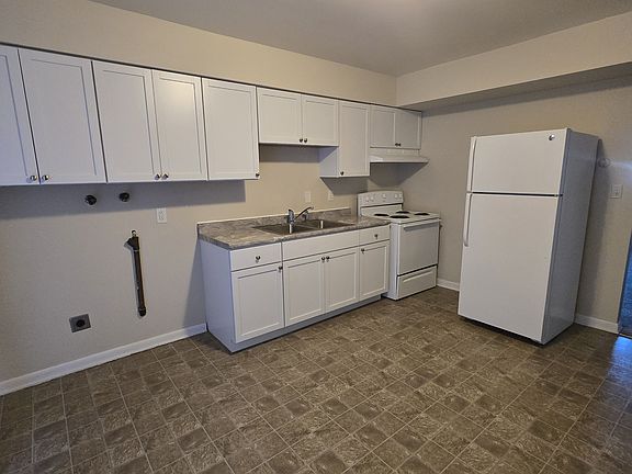 5th image of 105 N Maple Ave #C