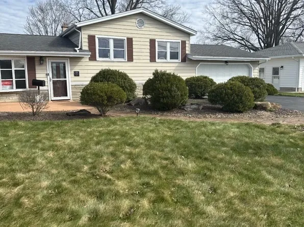 628 Matawan Dr, Campbell, OH 44405