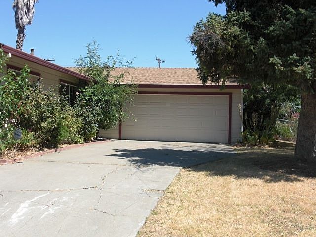 1st image of 2836 Erin Dr