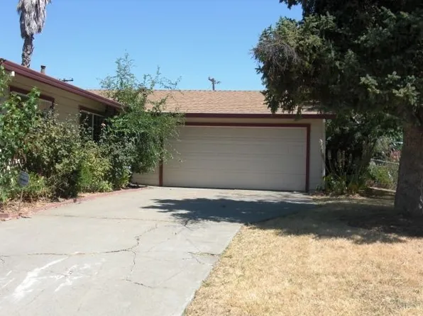2836 Erin Dr, Sacramento, CA 95833