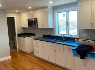 524 Sumner St APT 3, Boston, MA 02128