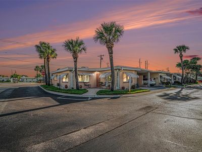 250 Rosery Rd NW APT 351, Largo, FL, 33770