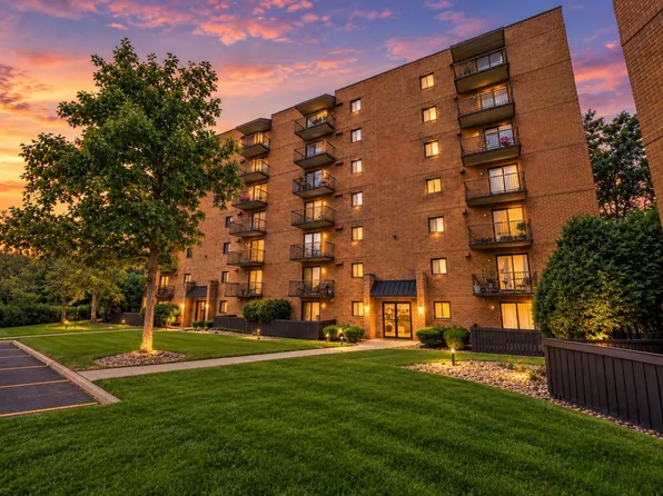6040 Lake Bluff Dr Unit 202, Tinley Park, IL 60477