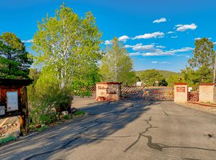15 Thunder Hawk Rdg, Tijeras, NM 87059