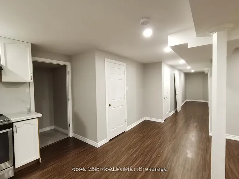 4024 Melfort Cres #BASEMENT — Photo 4
