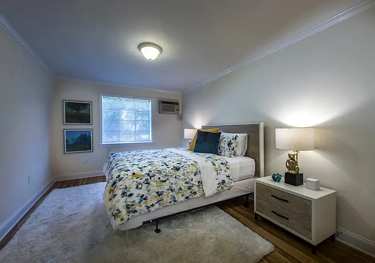 St. Paul Gardens - Bedroom