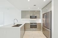 Metropica Wy 502-S0708-019.jpg