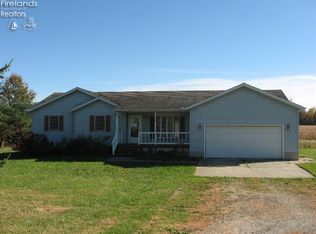 12510 Darrow Rd, Vermilion, OH 44089
