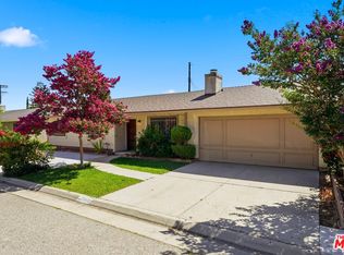 7042 Jon Allan Dr, North Hollywood, CA 91605