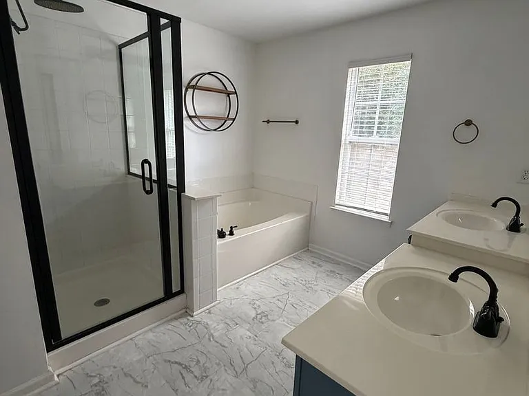4814 Chesney St NW — Photo 4