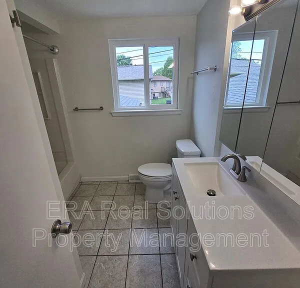 2564 Maybury Rd — Photo 16