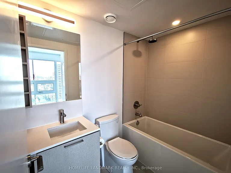 19 Western Battery Rd #1908 — Photo 8