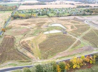 1155 Beere Ln, Burlington, WI 53105