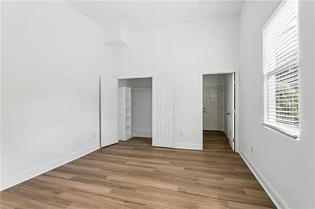 1537 Louisa St — Photo 9