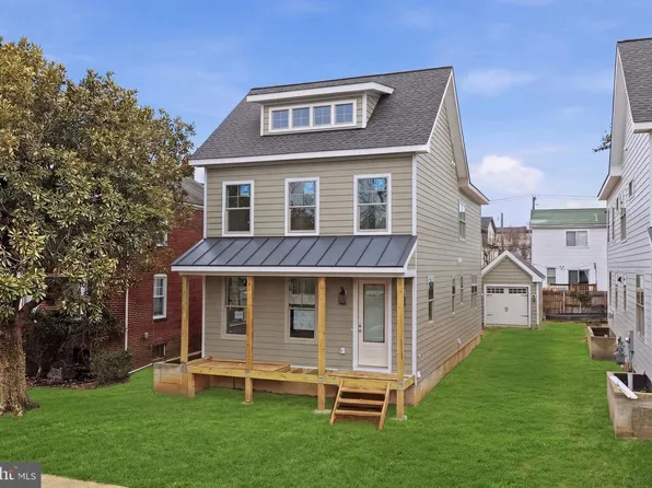 1306 S Poe St, Arlington, VA 22204