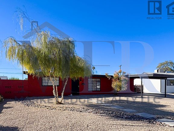4th image of 2820 N 71st Pl